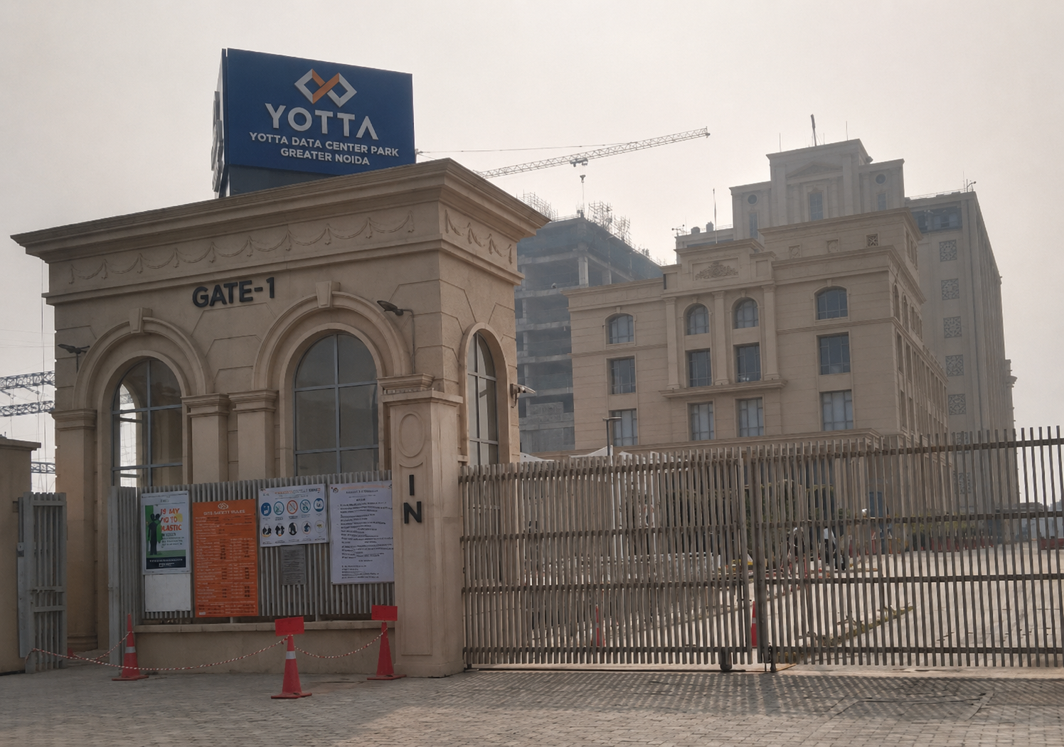 India Moves to Lure Data Centers Despite Land, Energy Challenges