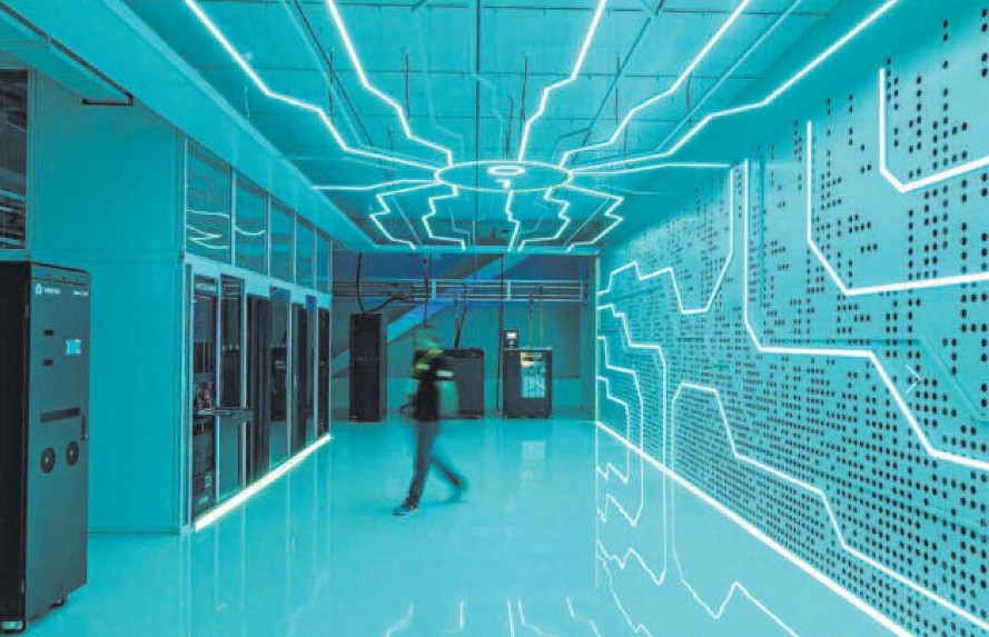 Grid Bottlenecks Cloud India Data Centre Plans